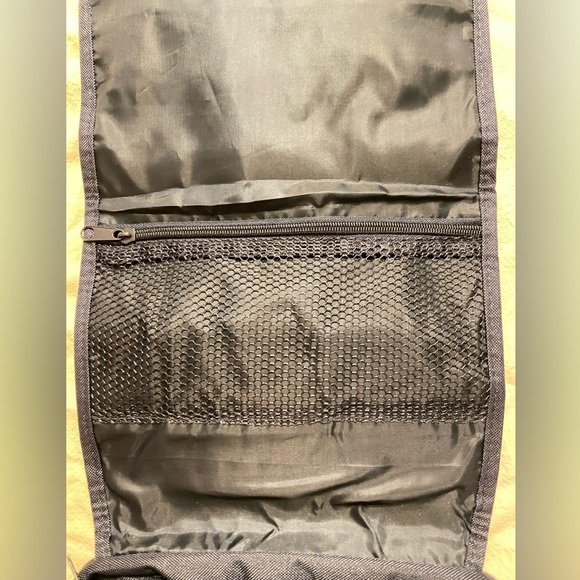 Foldable Carryon Travel Bag - Picture 5 of 7